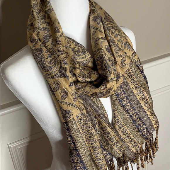 Blue and Gold Jacquard Scarf - Picture 2 of 3